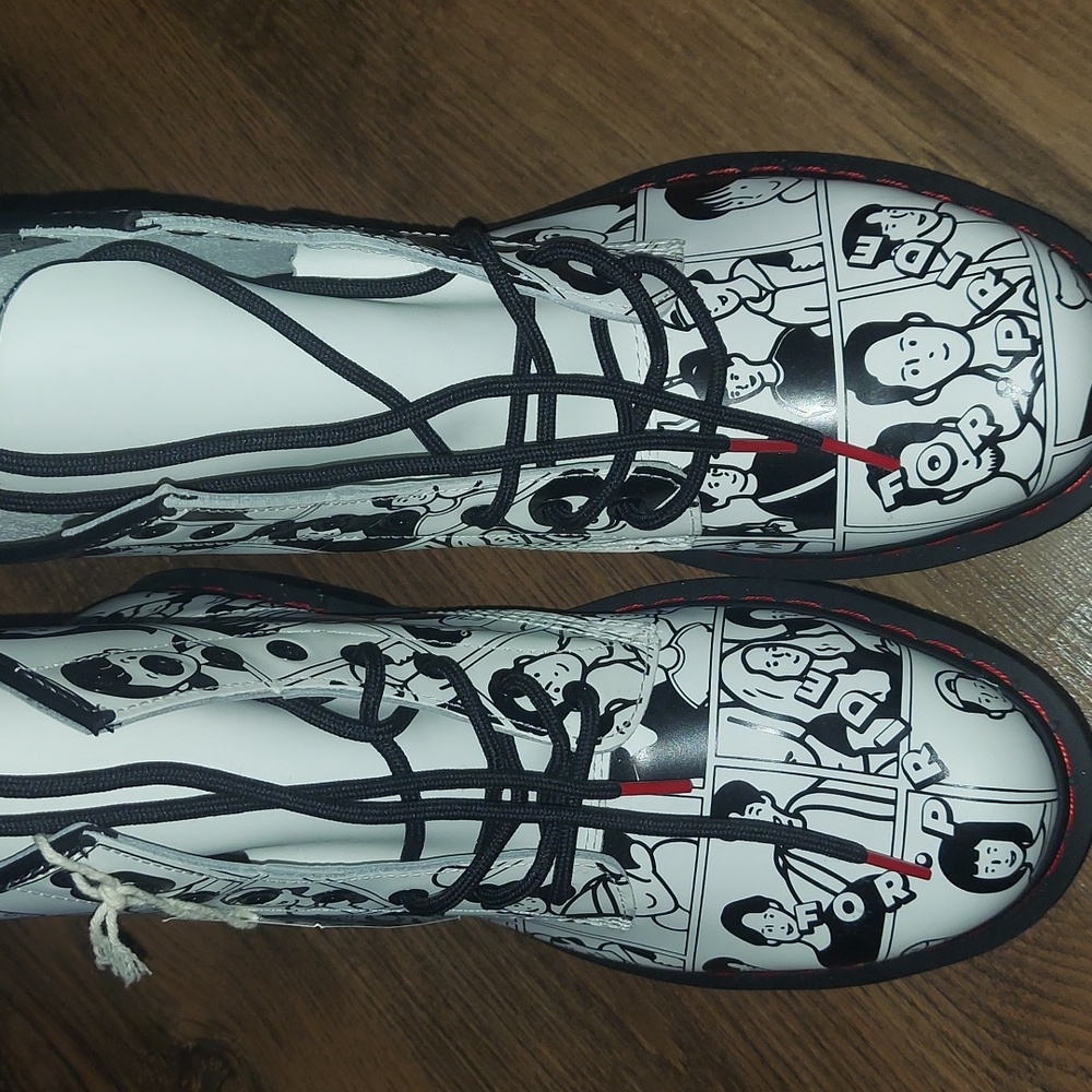 Brand New Dr. Martens Fuyuki Kanai Edition Size Men 11 Women 12